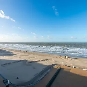 Cosy With Sea View In Ostende